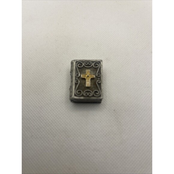 2000 Torino Pewter Prayer Book Trinket Box w/Cross on Lid & Praying Hands Inside - Picture 2 of 7